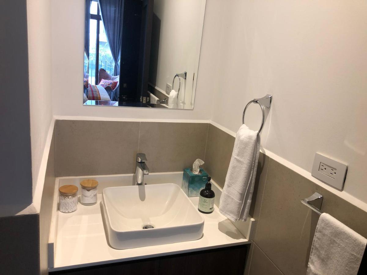 L1B 202 - Boutique Apartamento En Cayala Para 4 Huespedes グアテマラシティ エクステリア 写真