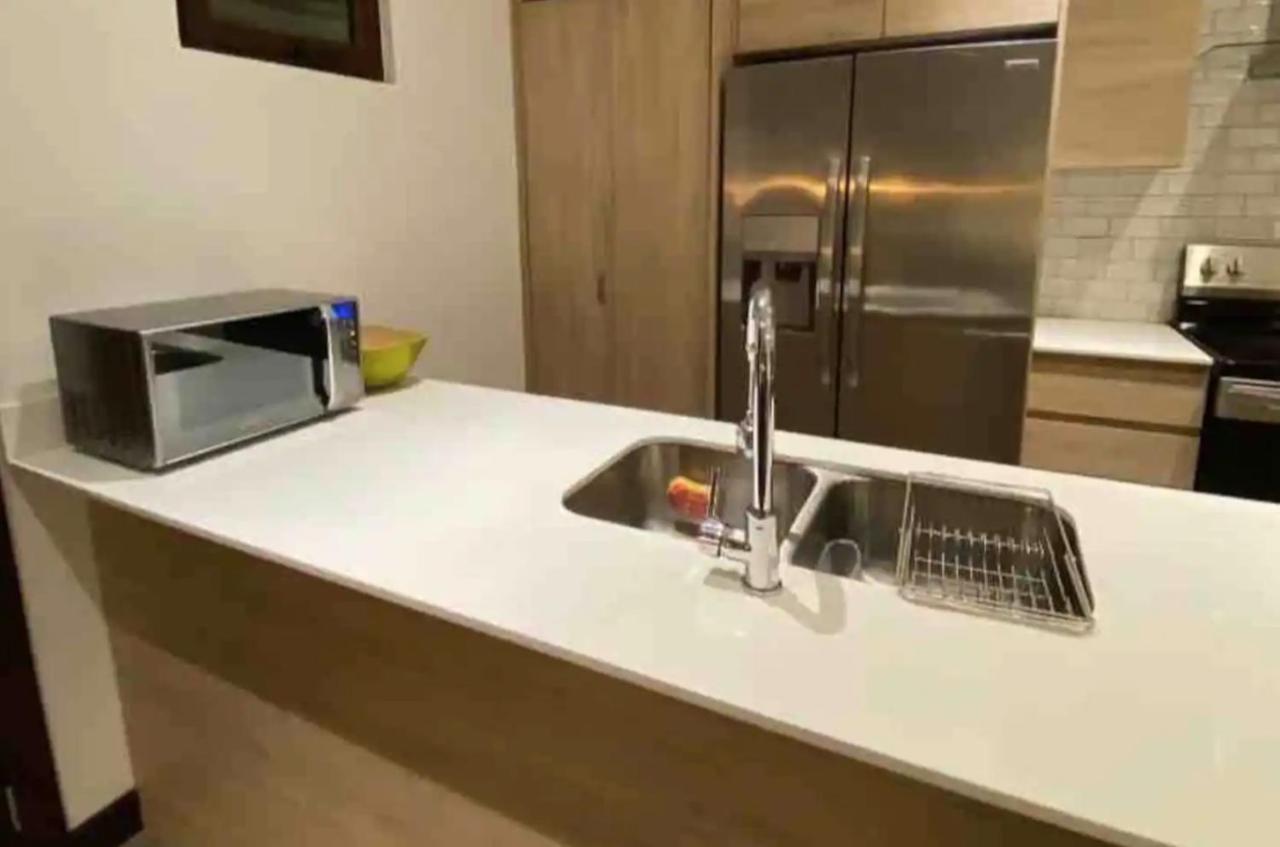 L1B 202 - Boutique Apartamento En Cayala Para 4 Huespedes グアテマラシティ エクステリア 写真